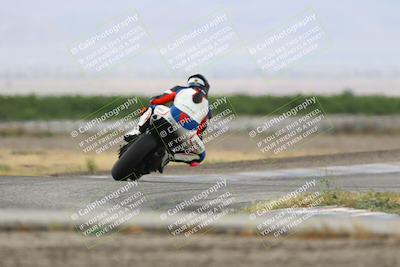 media/May-03-2025-CRA (Sat) [[22b18d099a]]/Races/Race 2/